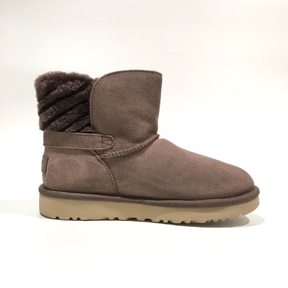 UGG ADRIA CLASSIC MINI BOOTS -STORMY GRAY SUEDE / SHEEPSKIN -WOMEN’S US 6 -NEW - Picture 4 of 8